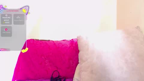 Snapshot of stephanyyx1 chatting on 01/13/26, 05:29 stephanyyx1 online show from 01/13/26, 05:29