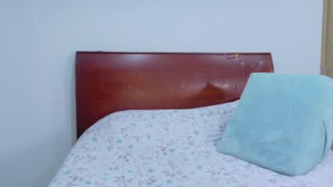 Snapshot of stephbb999 chatting on 10/06/25, 03:59 Stephany online show from 10/06/25, 03:59