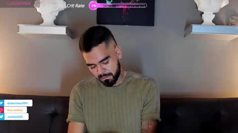    ................     online show from 03/04/25, 12:39