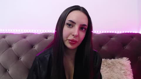 StepMommy19 online show from 02/19/25, 08:41