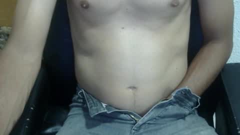 Snapshot of sterling_archer_24 chatting on 02/02/25, 10:49 sterling_archer_24 online show from 02/02/25, 10:49