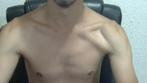 Snapshot of sterling_archer_24 chatting on 02/03/25, 01:52 sterling_archer_24 online show from 02/03/25, 01:52