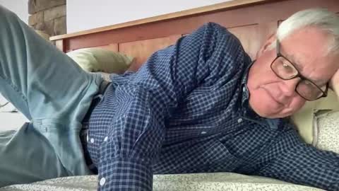 Snapshot of steve988279 chatting on 01/10/26, 07:15 Steve online show from 01/10/26, 07:15