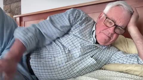 Snapshot of steve988279 chatting on 04/02/26, 03:09 Steve online show from 04/02/26, 03:09