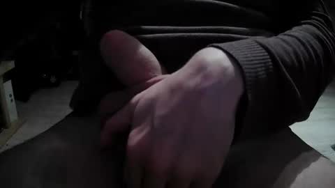 Snapshot of steve9925 chatting on 10/10/25, 02:05 steve9925 online show from 10/10/25, 02:05