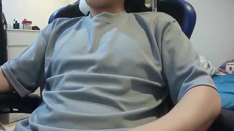 Snapshot of stevedaking chatting on 10/31/25, 02:18 stevedaking online show from 10/31/25, 02:18