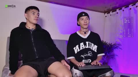 Snapshot of steveen_1604 chatting on 11/25/25, 04:45 Stevenn online show from 11/25/25, 04:45