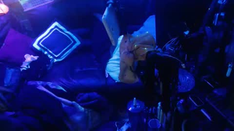 Snapshot of stevemiller0973 chatting on 03/21/26, 08:19 TheCapt. online show from 03/21/26, 08:19