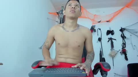 Snapshot of steven19_latinboy chatting on 11/02/25, 11:56 Steven online show from 11/02/25, 11:56