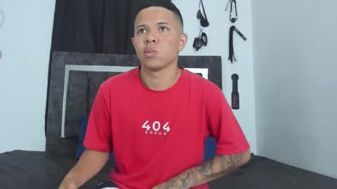 Snapshot of steven19_latinboy chatting on 11/08/25, 11:43 Steven online show from 11/08/25, 11:43