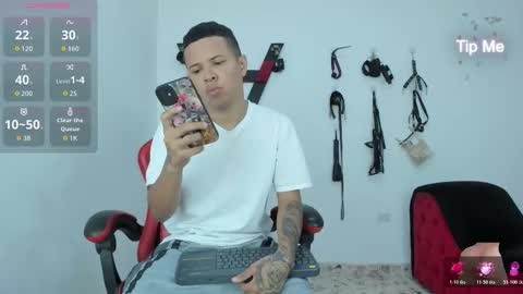 Snapshot of steven19_latinboy chatting on 11/15/25, 11:29 Steven online show from 11/15/25, 11:29