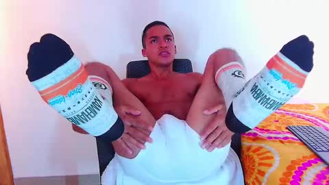 Snapshot of steven_modelo69 chatting on 01/11/25, 10:07 steven_modelo69 online show from 01/11/25, 10:07