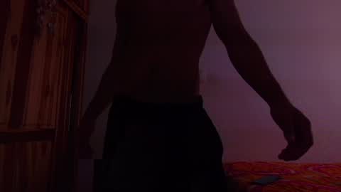 Snapshot of steven_modelo69 chatting on 01/27/25, 07:03 steven_modelo69 online show from 01/27/25, 07:03