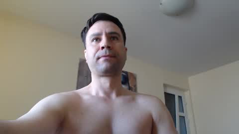 Snapshot of stevenbradley2017 chatting on 03/09/26, 10:30 Steven online show from 03/09/26, 10:30