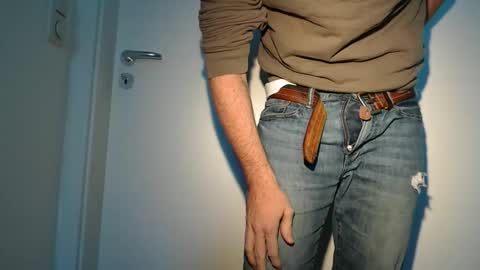 Snapshot of steveo_85 chatting on 01/12/25, 01:37 white beef online show from 01/12/25, 01:37