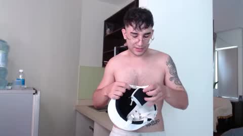 Alex   online show from 05/09/26, 03:12
