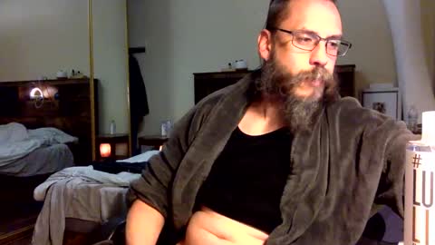 Snapshot of steveog115 chatting on 01/16/25, 10:10 InkyDreams online show from 01/16/25, 10:10