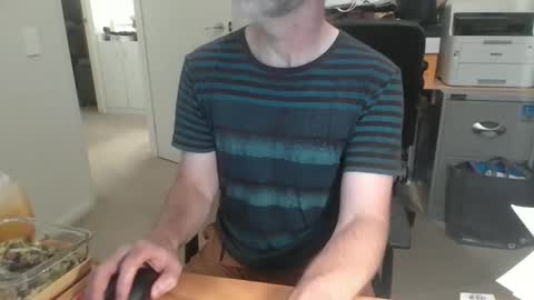 Snapshot of stevethetigerr chatting on 03/25/26, 03:56 SteveTheTigerr online show from 03/25/26, 03:56