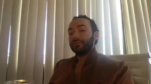 Snapshot of stevey_94 chatting on 09/21/25, 08:10 gay tease online show from 09/21/25, 08:10