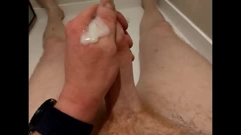 stevie_y19 online show from 12/24/24, 12:11