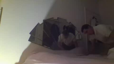 Snapshot of stevieg696969 chatting on 11/08/25, 12:33 stevieg696969 online show from 11/08/25, 12:33