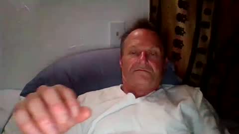 Snapshot of steviehard7 chatting on 10/16/25, 07:09 steviehard7 online show from 10/16/25, 07:09