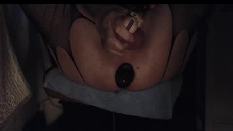 Snapshot of steviehello chatting on 12/20/24, 11:05 Skye online show from 12/20/24, 11:05