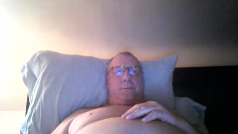 Snapshot of stew1014 chatting on 01/10/25, 09:44 bobby online show from 01/10/25, 09:44
