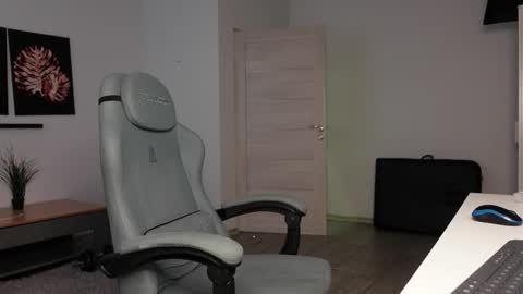 Stewart Barnz online show from 10/15/25, 07:30