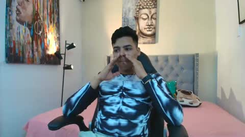 Snapshot of stewart_mateo_ chatting on 09/16/25, 03:07 stewart online show from 09/16/25, 03:07