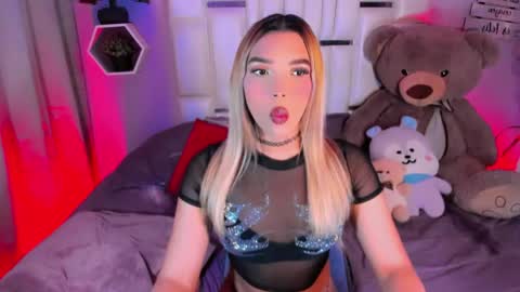 Snapshot of steyseequeen chatting on 05/06/26, 05:57 Steisee Reyes online show from 05/06/26, 05:57