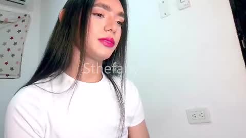 sthefany2512 online show from 06/17/26, 01:19