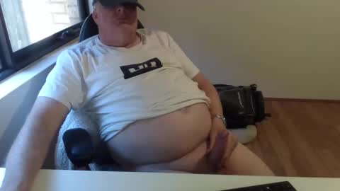 stiffyman55 online show from 10/27/25, 04:27