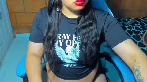 Snapshot of stifunivers_33 chatting on 02/22/25, 03:01 Stif Universe online show from 02/22/25, 03:01