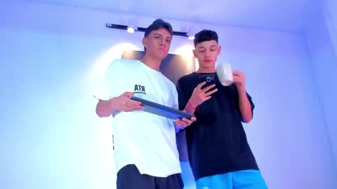 Stiven  brendan online show from 10/22/25, 02:56