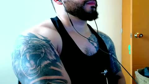 stiven253958 online show from 04/26/26, 04:04