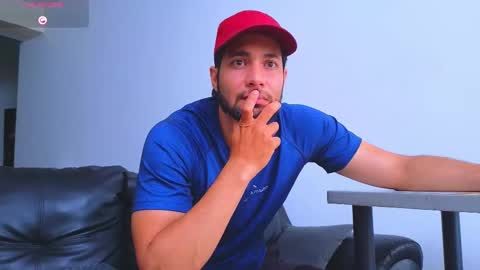 Snapshot of stiven_montiel chatting on 09/24/25, 11:46 Stiven Montiel online show from 09/24/25, 11:46