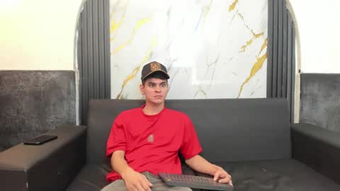 friends online show from 01/11/26, 05:12