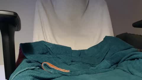 Snapshot of stivglatpik chatting on 10/26/25, 08:37 stivglatpik online show from 10/26/25, 08:37