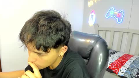 Stiwen online show from 11/14/25, 02:38