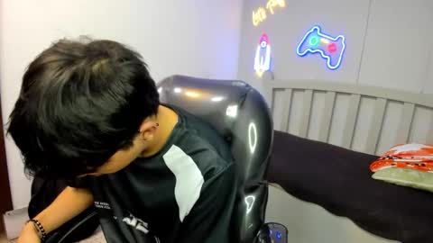 Stiwen online show from 12/03/25, 12:58