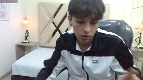 Snapshot of stiwentwink chatting on 03/26/26, 03:06 Stiwen online show from 03/26/26, 03:06