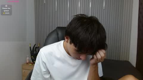 Snapshot of stiwentwink chatting on 04/09/26, 01:16 Stiwen online show from 04/09/26, 01:16