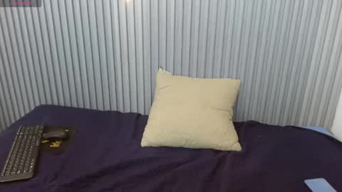 Snapshot of stiwentwink chatting on 04/15/26, 07:58 Stiwen online show from 04/15/26, 07:58