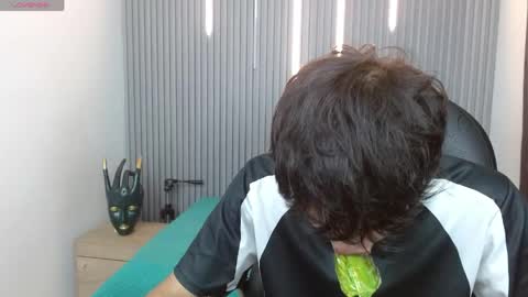 Snapshot of stiwentwink chatting on 05/10/26, 01:05 Stiwen online show from 05/10/26, 01:05