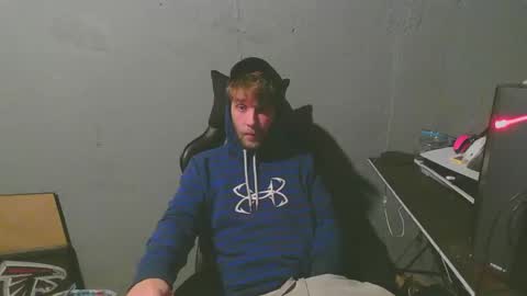 stonedpanda77 online show from 01/07/25, 05:33