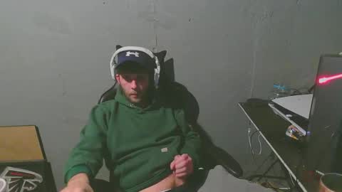 stonedpanda77 online show from 01/10/25, 05:37