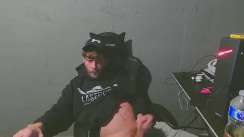 stonedpanda77 online show from 01/16/25, 04:17