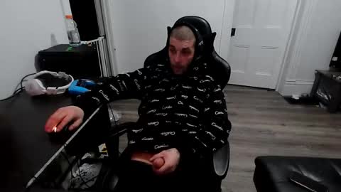 stonedpanda77 online show from 05/16/26, 02:19