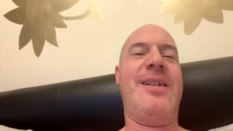 Snapshot of stoodley22 chatting on 12/21/25, 10:44 Stoodley22 online show from 12/21/25, 10:44